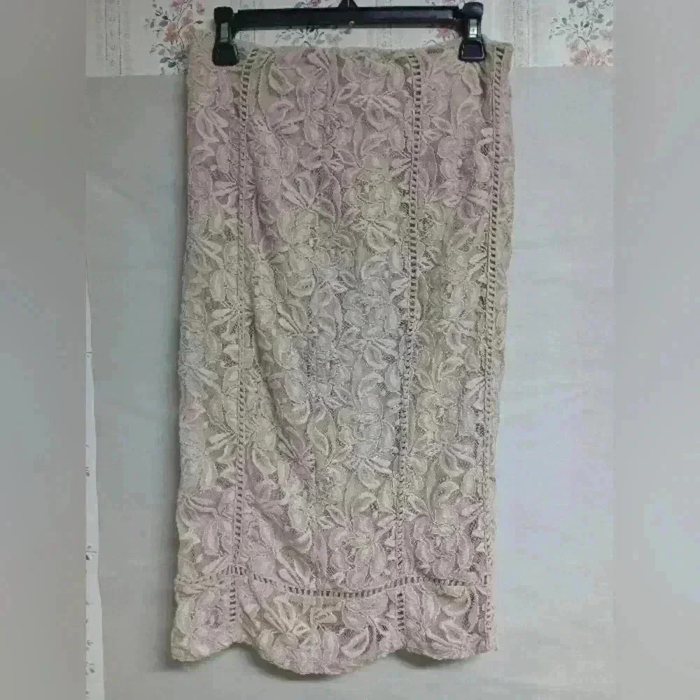Cato Pencil Skirt Floral Lace Beige Sz  2 Side Zip Preppy Church Boho Date Night
